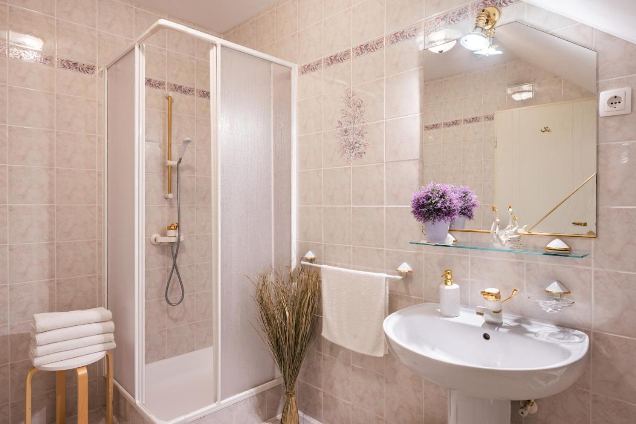 בגונג'ה נה גורנג'סקם Apartments Ladka מראה חיצוני תמונה